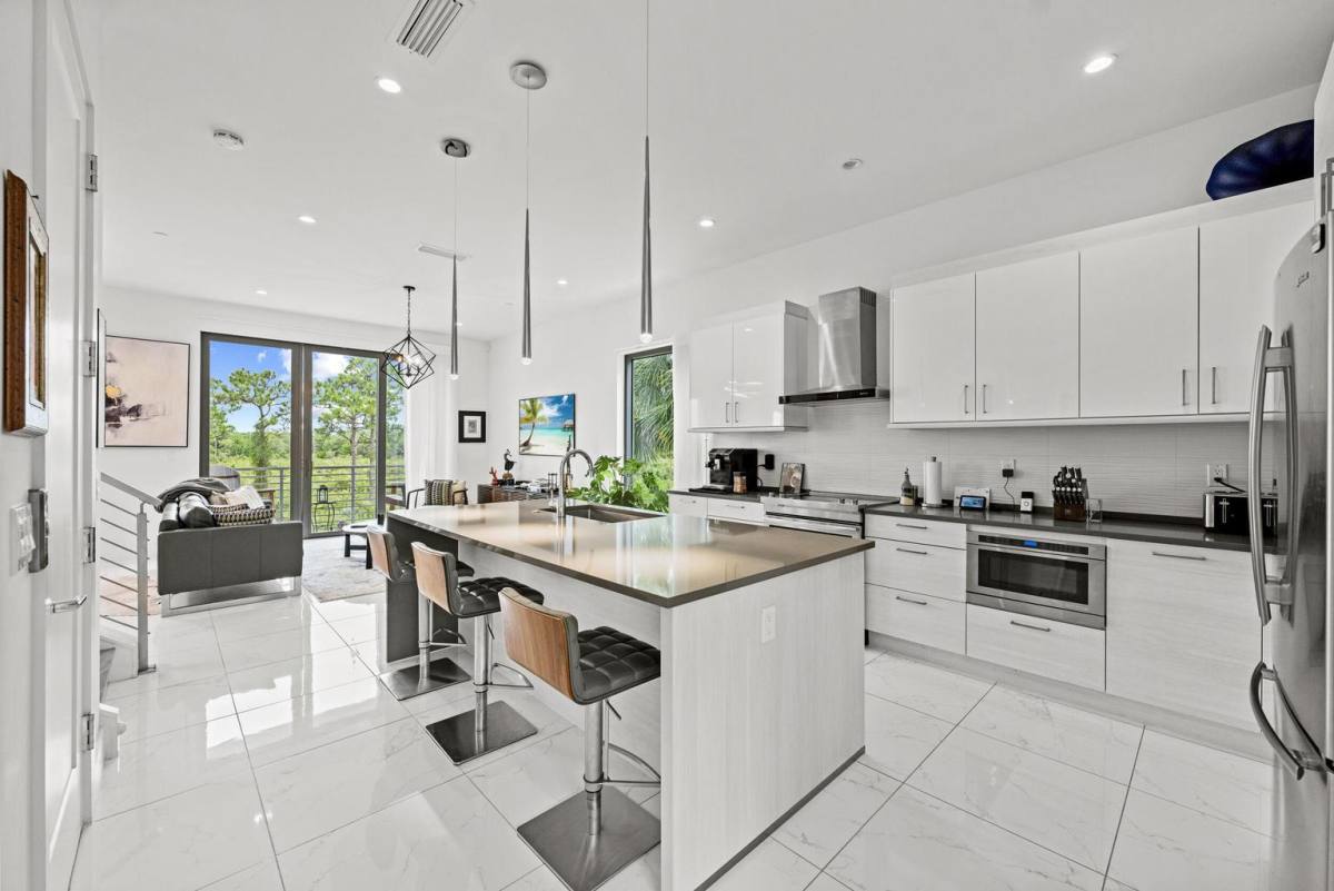Townhouse for rent at 1811 NW 42nd Dr, Boca Raton, FL 33431