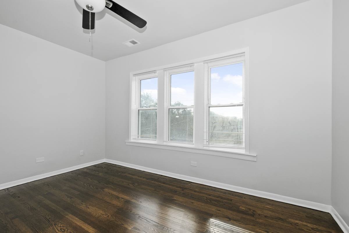 Apartment for rent at 7655-57 S Lowe Ave, Chicago, IL 60620