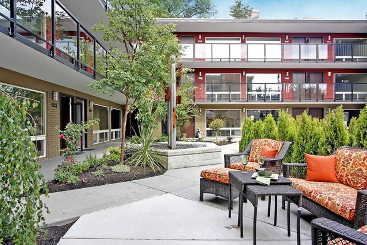 Condo for rent at 752 Bellevue Ave E, Seattle, WA 98102