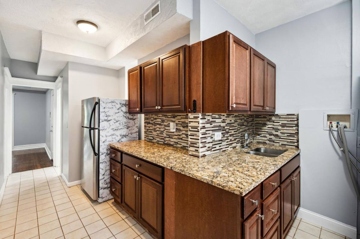 Apartment for rent at 1341 N Ashland, Chicago, IL 60622