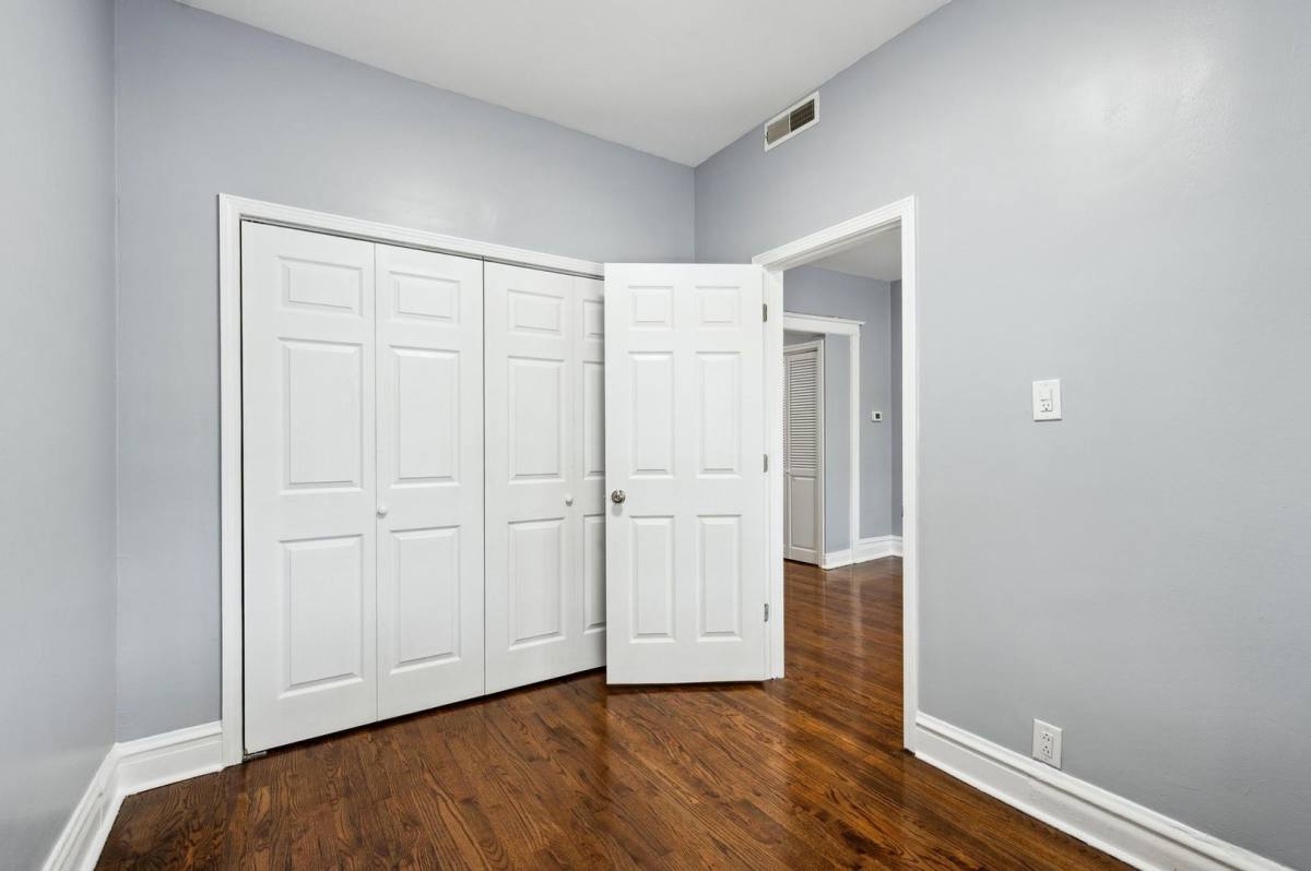 Apartment for rent at 1341 N Ashland, Chicago, IL 60622