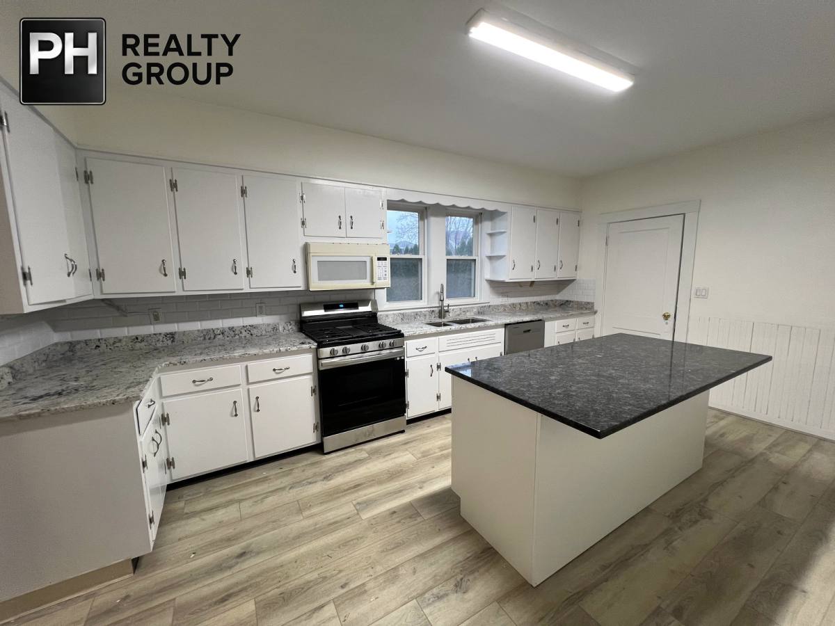 Apartment for rent at 44 Capitol St #1, Watertown, MA 02472