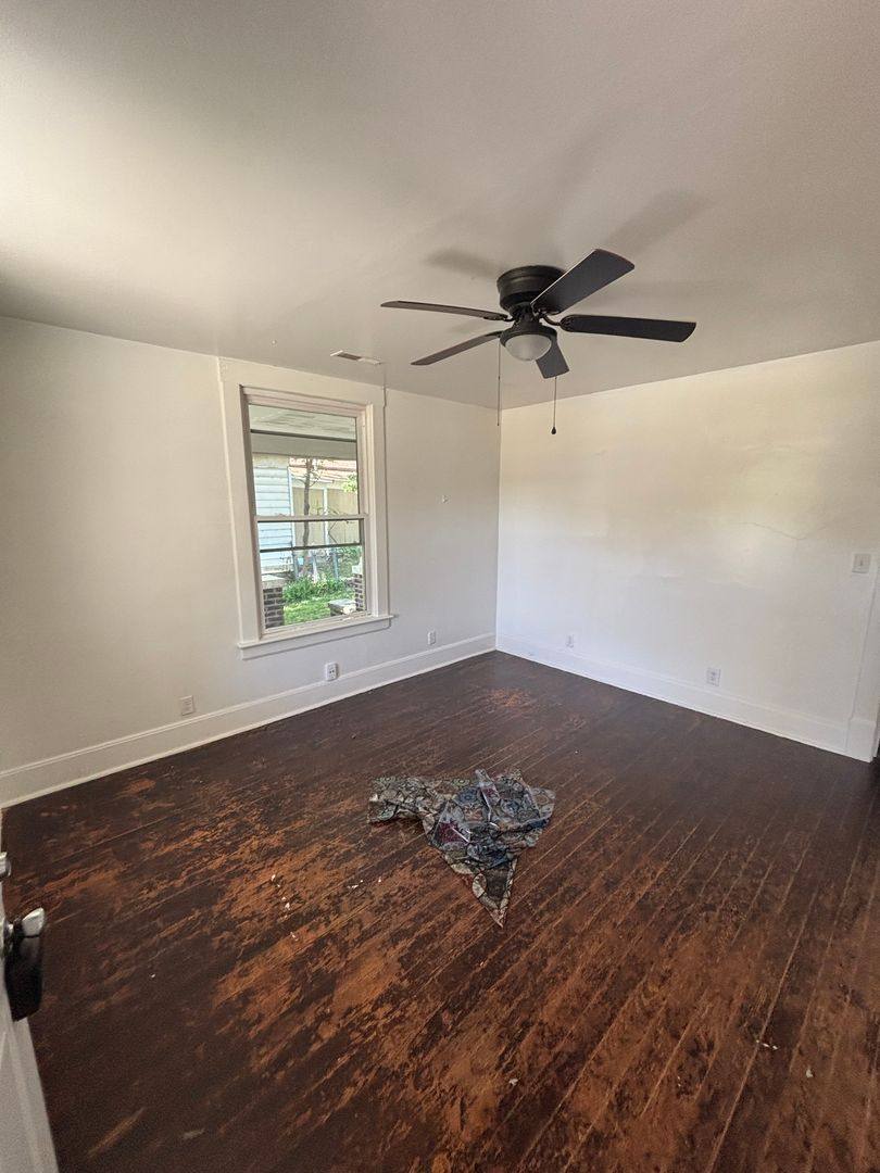 House for rent at 2159 N Main, Springfield, MO 65803