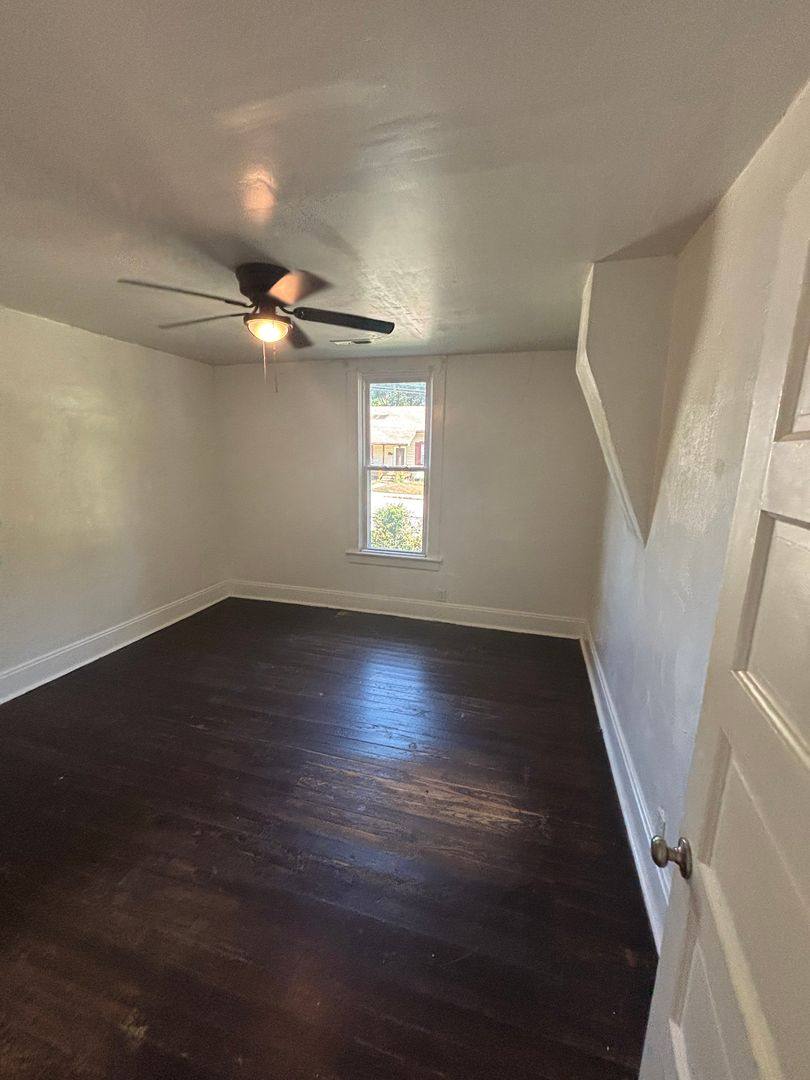 House for rent at 2159 N Main, Springfield, MO 65803