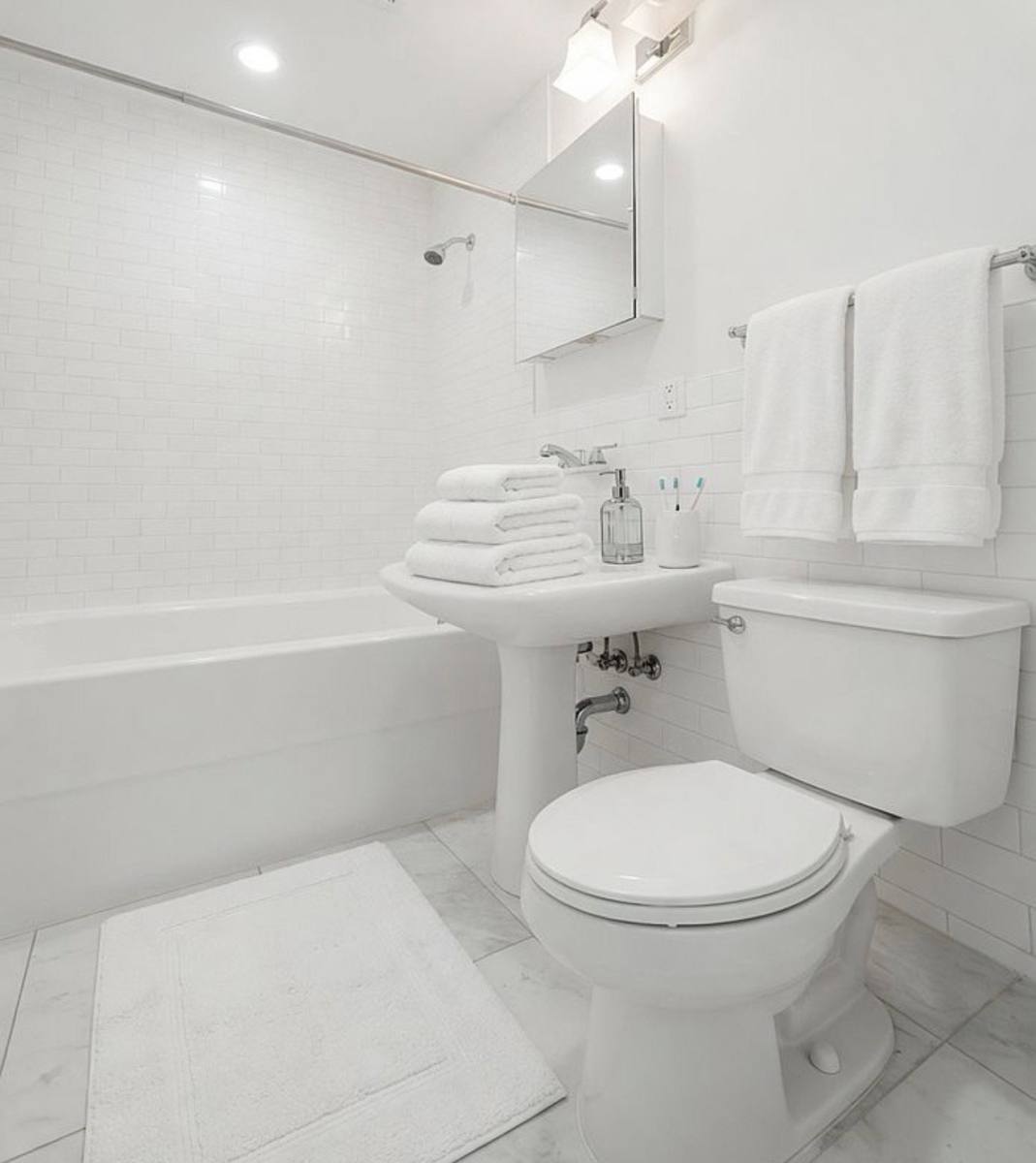 Apartment for rent at 340 E 61st St #1BB, New York, NY 10065