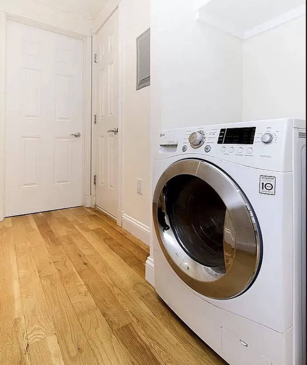 Apartment for rent at 340 E 61st St #1BB, New York, NY 10065