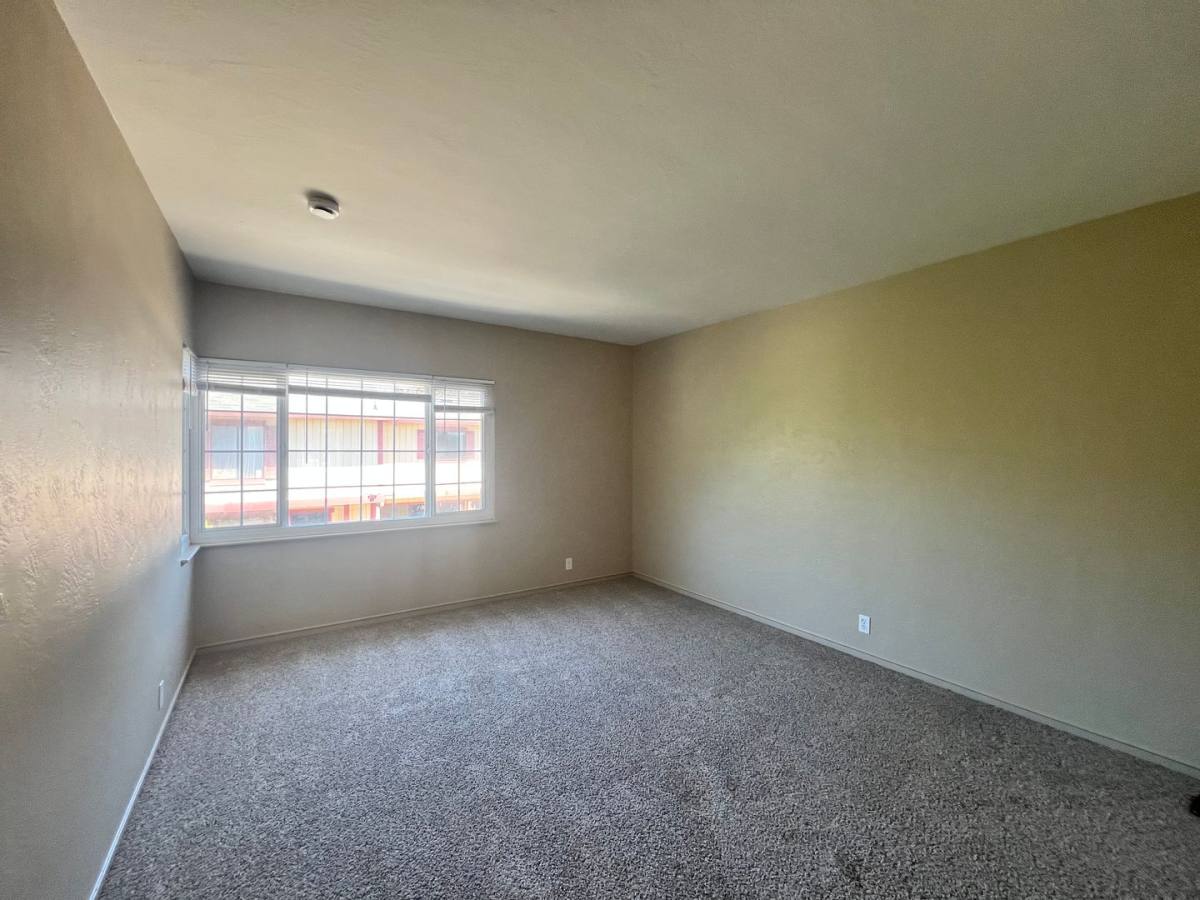 Apartment for rent at 382-392 Callan Ave, San Leandro, CA 94577