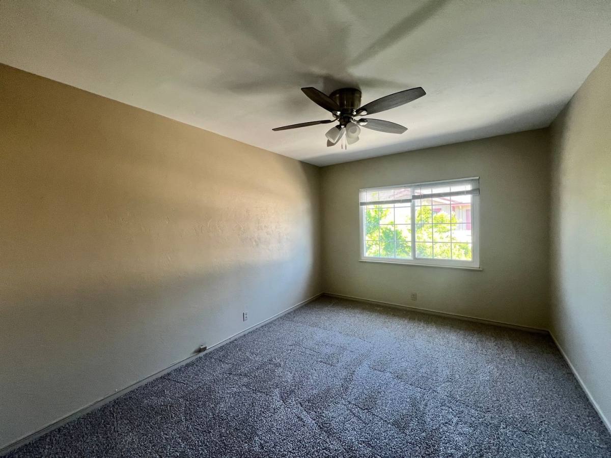Apartment for rent at 382-392 Callan Ave, San Leandro, CA 94577