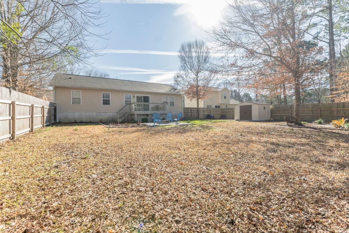 House for rent at 106 Waterfall Dr, Jacksonville, NC 28540