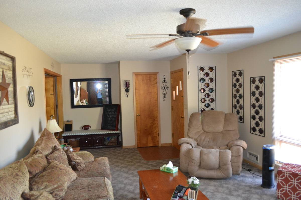 House for rent at 322 Webster St, Clay Center, KS 67432