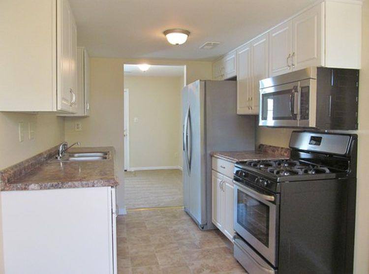Townhouse for rent at 1506 Kemper St, Richmond, VA 23220