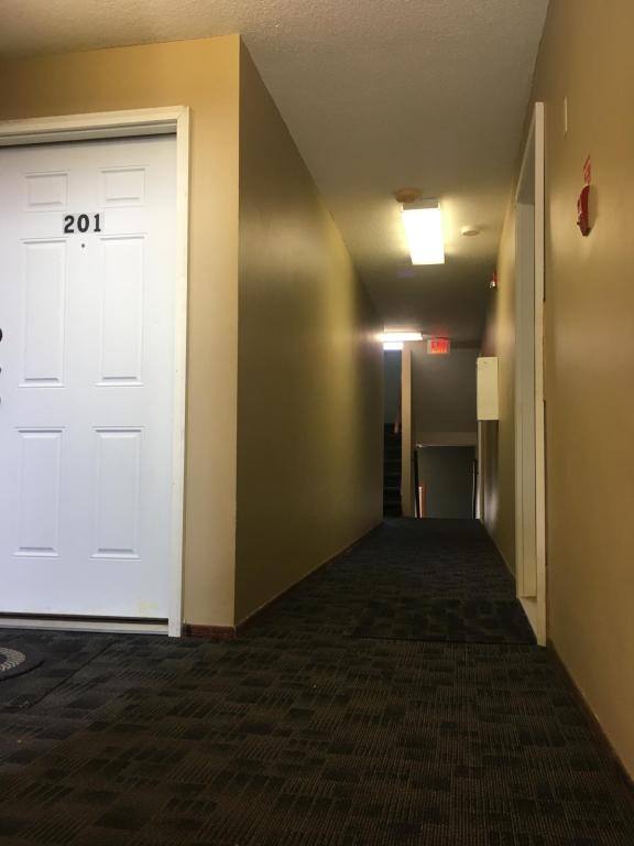 Apartment for rent at 1418 10th St S, La Crosse, WI 54601