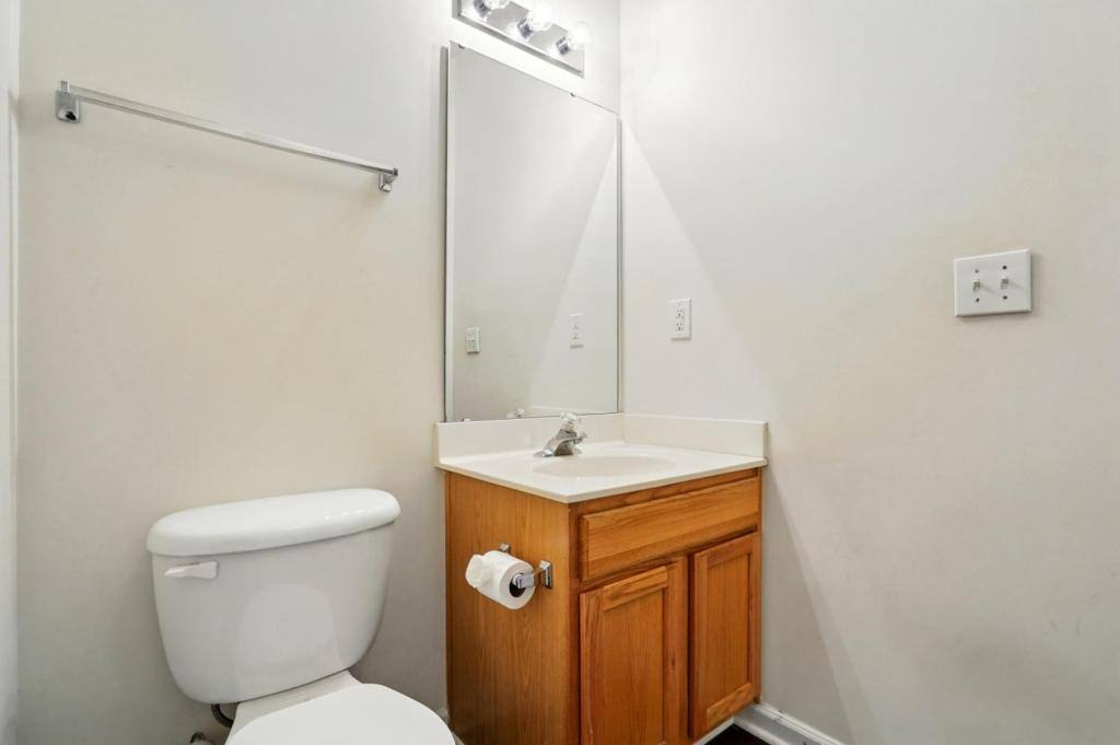 Townhouse for rent at 7420 Abigail Glen, Charlotte, NC 28212