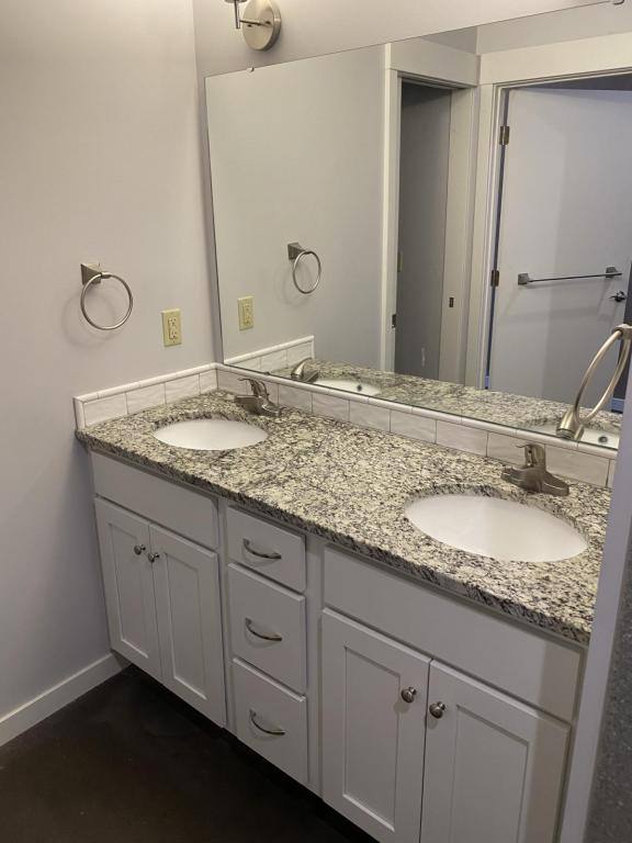 Apartment for rent at 101 N Kansas Ave #410, Topeka, KS 66603