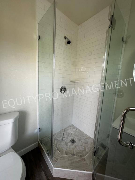 Apartment for rent at 14318 Dittmar Dr, Whittier, CA 90605