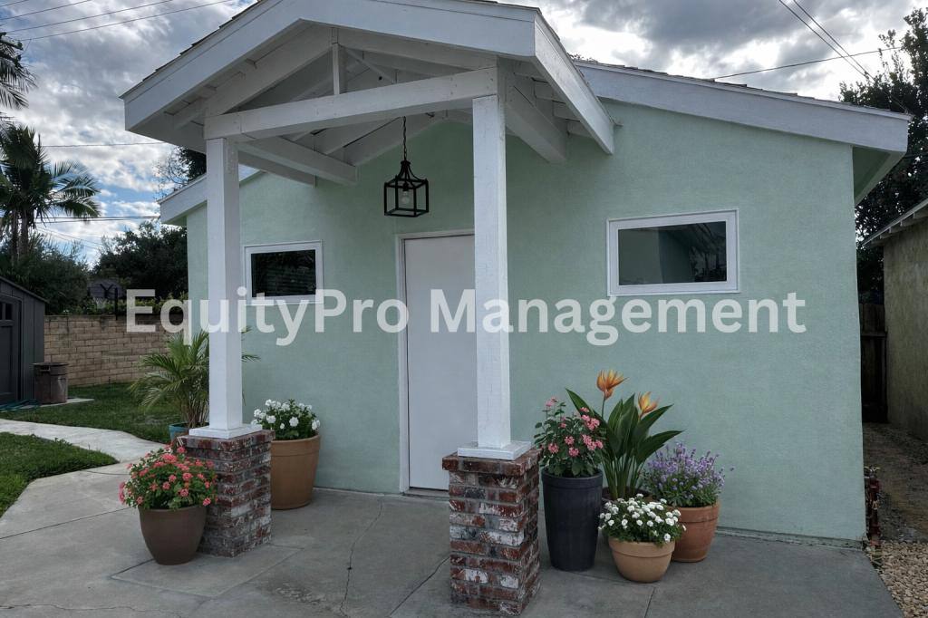Apartment for rent at 14318 Dittmar Dr, Whittier, CA 90605