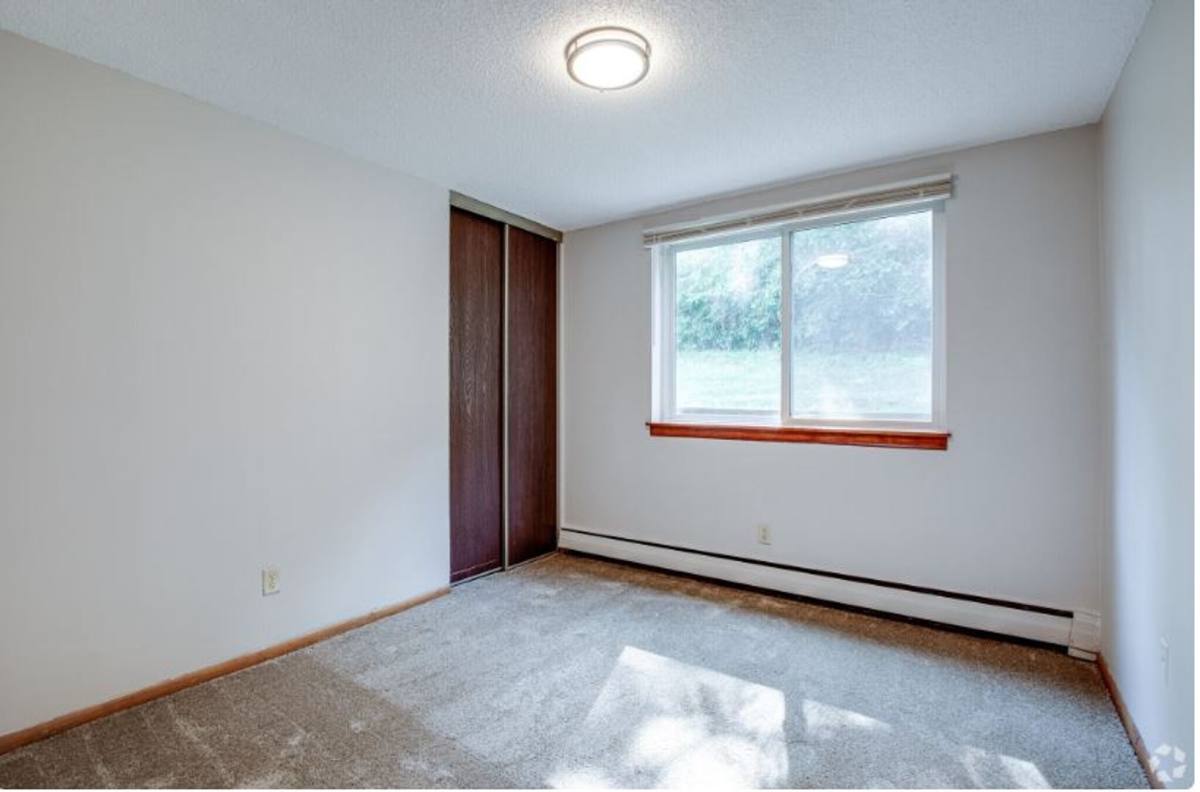Apartment for rent at 4028 37th Ave N, Minneapolis, MN 55422