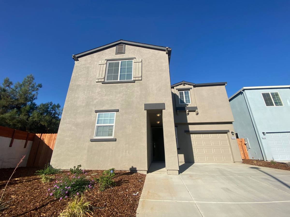 House for rent at 6782 Jujube Lane, Sacramento, CA 95828