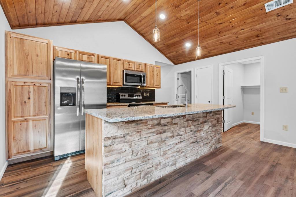 House for rent at 119 Hideaway Hills Dr, B, Hot Springs National Park, AR 71901