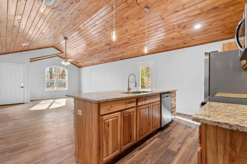 House for rent at 119 Hideaway Hills Dr, B, Hot Springs National Park, AR 71901