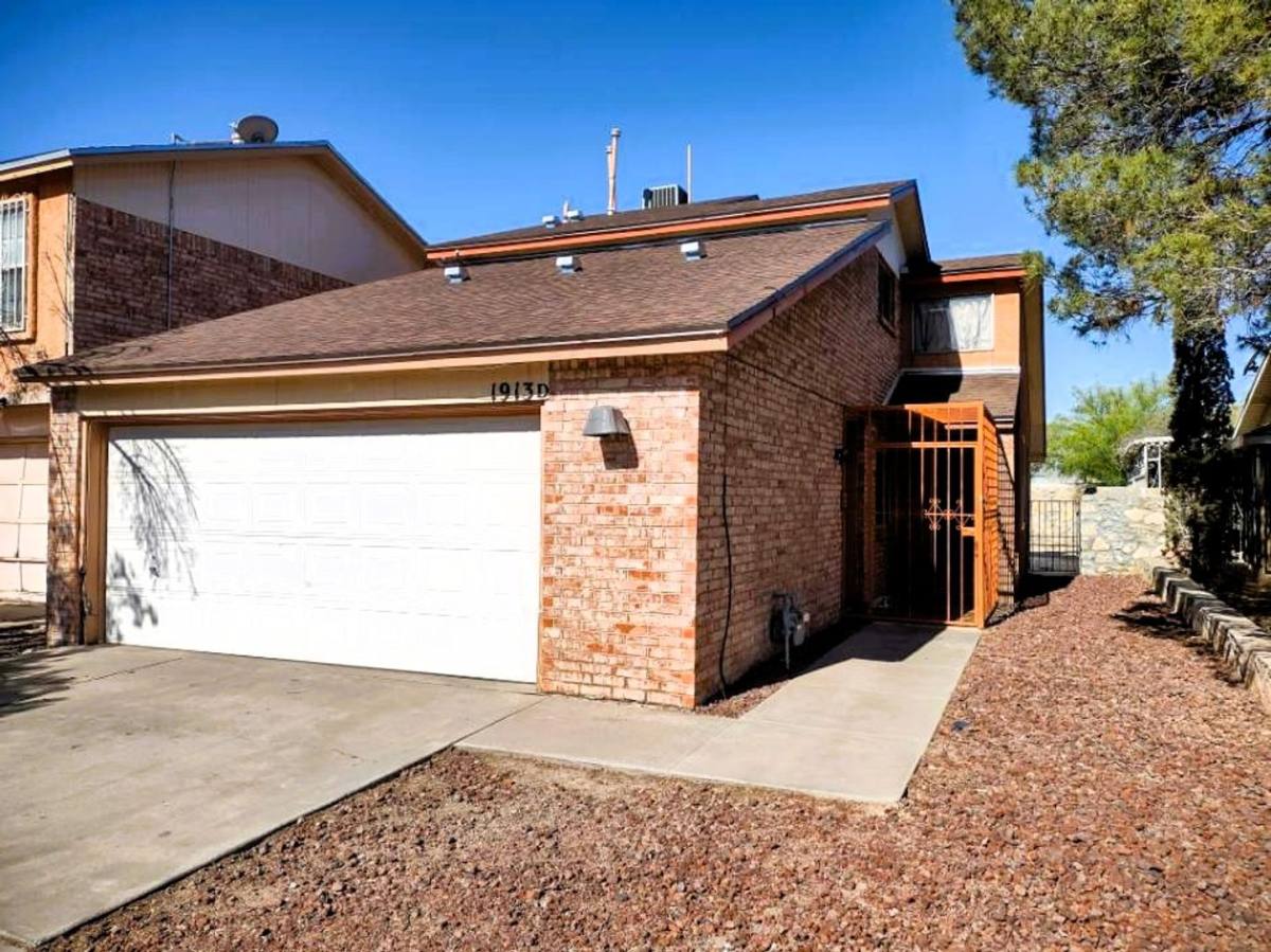 Townhouse for rent at 1913 Bobby Jones Dr, El Paso, TX 79936