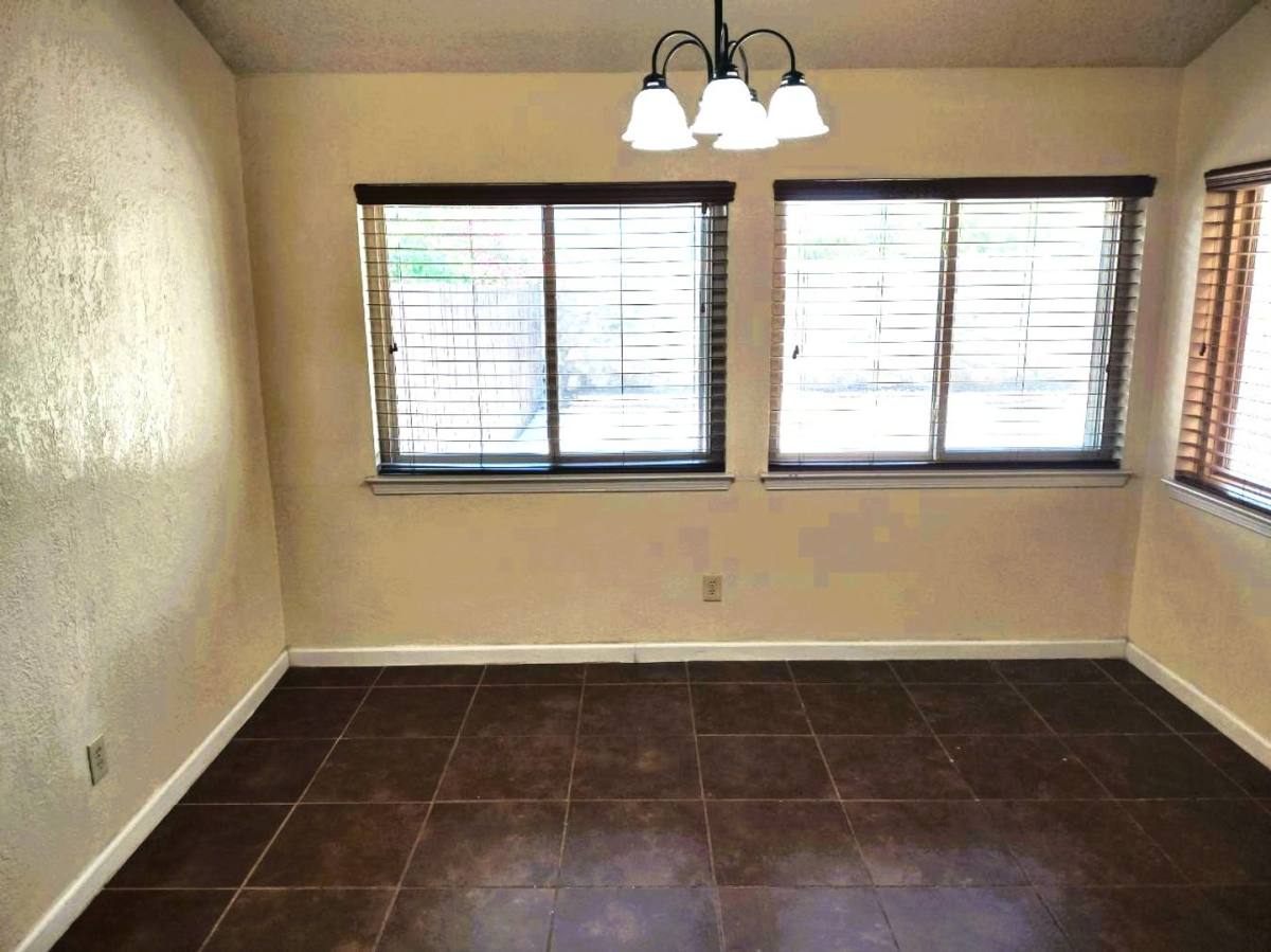 Townhouse for rent at 1913 Bobby Jones Dr, El Paso, TX 79936