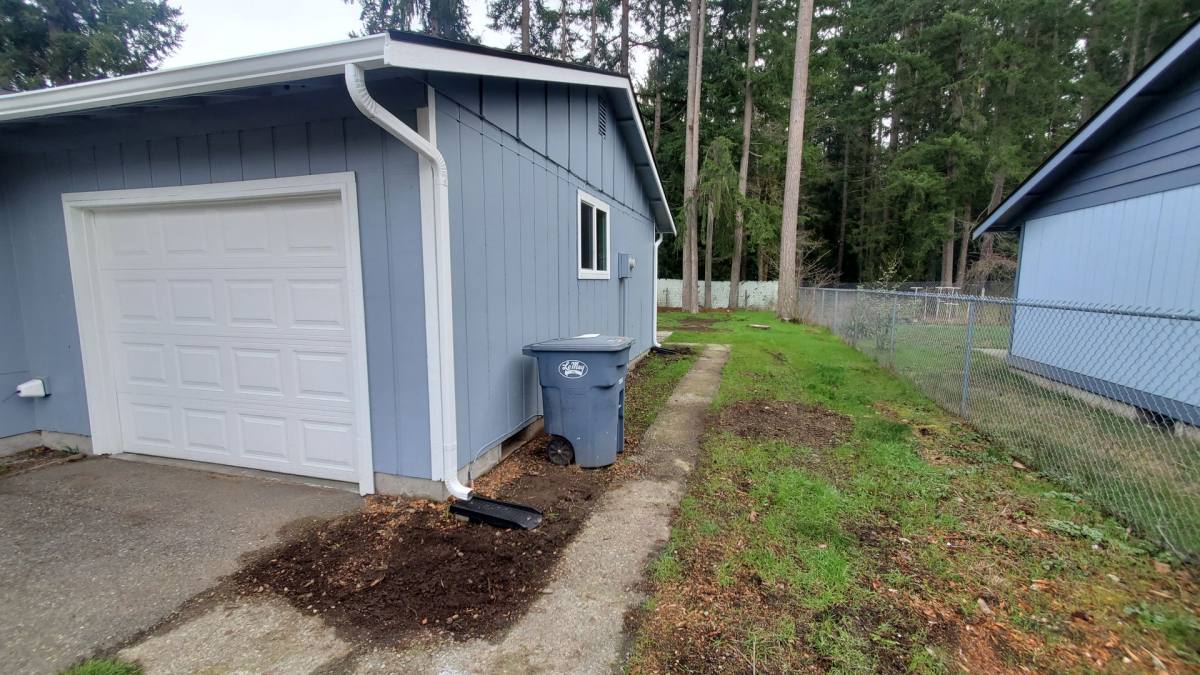 House for rent at 15417 25th Ave E, Tacoma, WA 98445