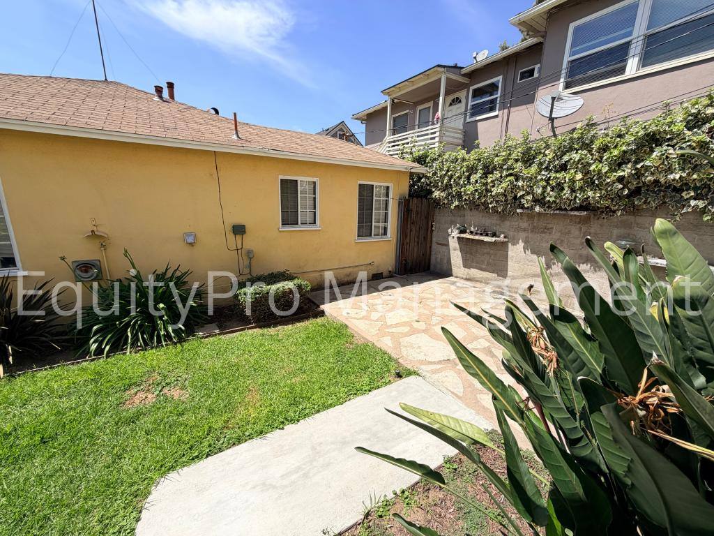 Apartment for rent at 6706 Pickering Ave #6708 1 2, Whittier, CA 90601