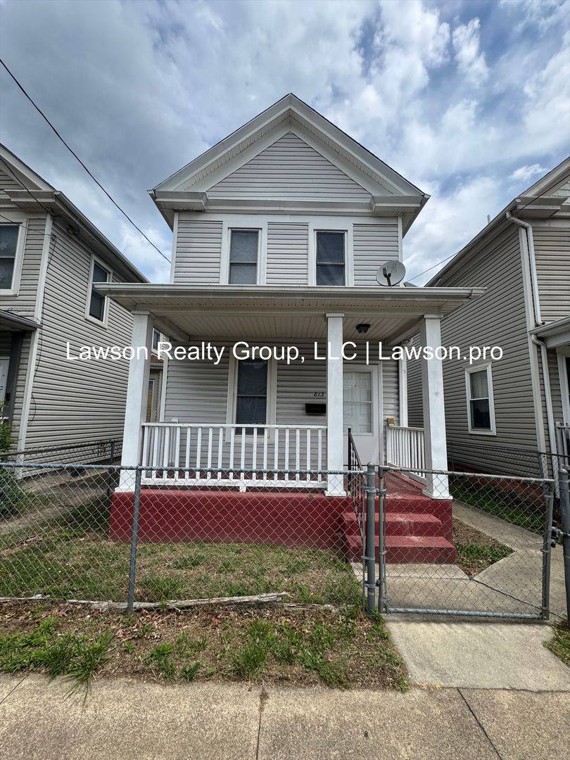 House for rent at 813 Gilmer Ave, NW, Roanoke, VA 24016