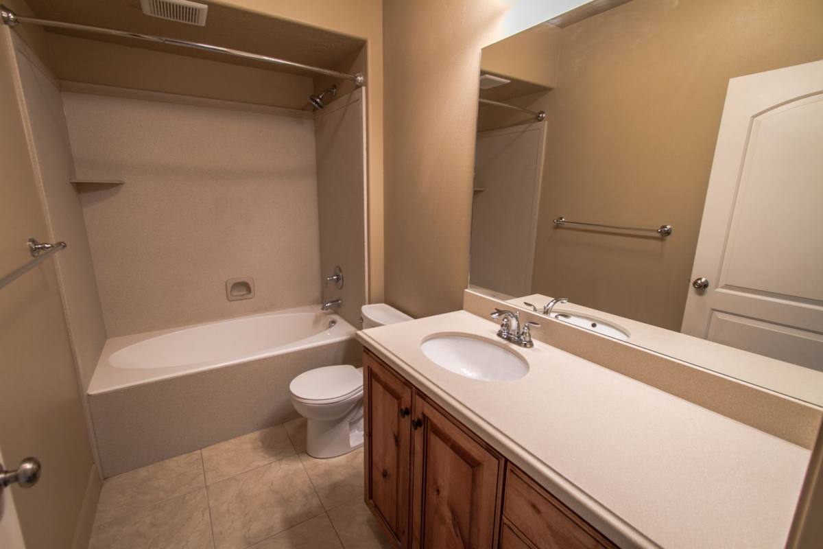 Apartment for rent at 1025 N 920 W, Orem, UT 84057