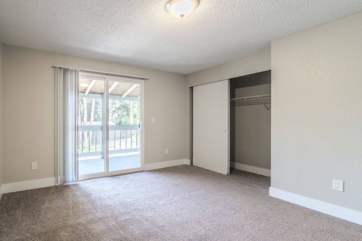 Townhouse for rent at 7408 31st St Court W, Tacoma, WA 98466