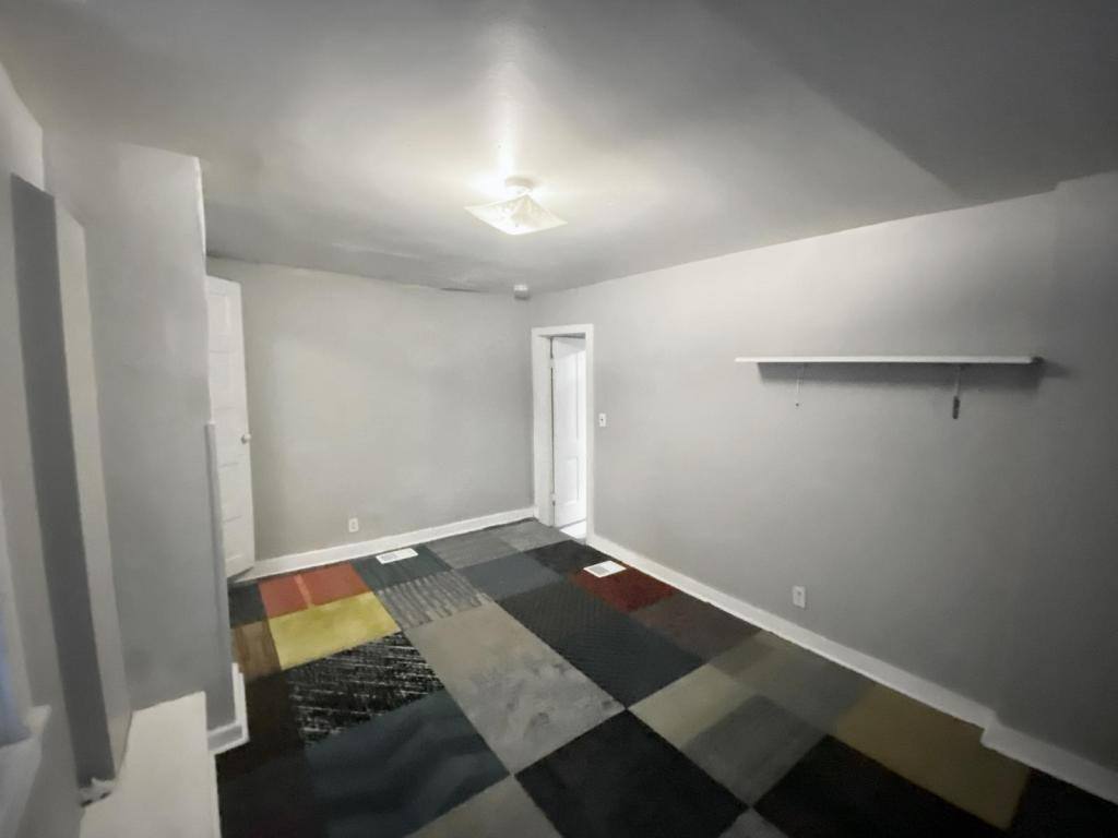House for rent at 7 W Hollister St, Cincinnati, OH 45219