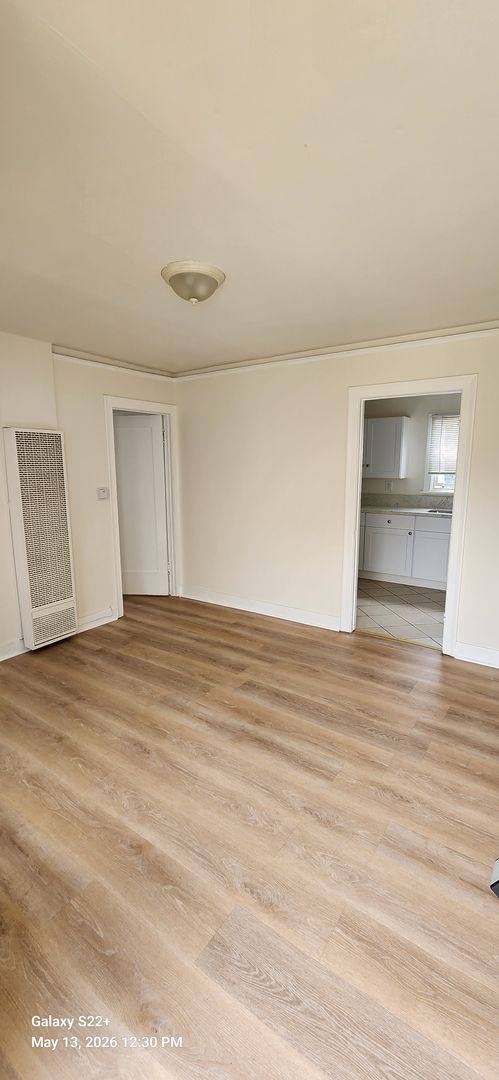 Apartment for rent at 5154 Fountain Ave, Los Angeles, CA 90029