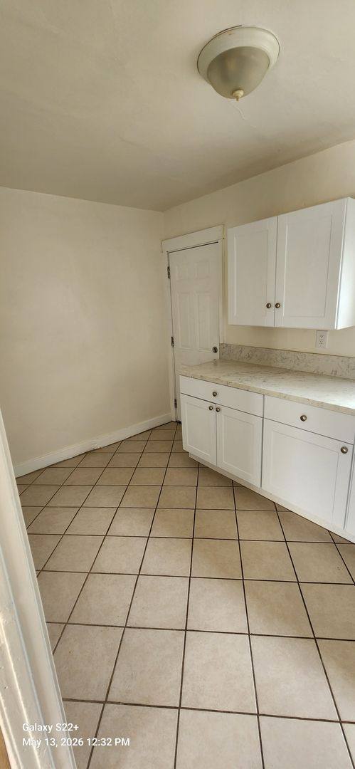 Apartment for rent at 5154 Fountain Ave, Los Angeles, CA 90029