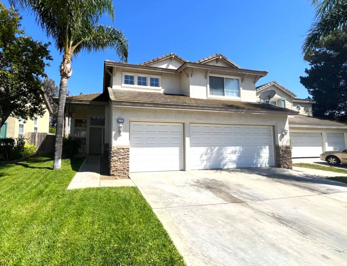 House for rent at 635 Shenandoah Rd, Corona, CA 92879