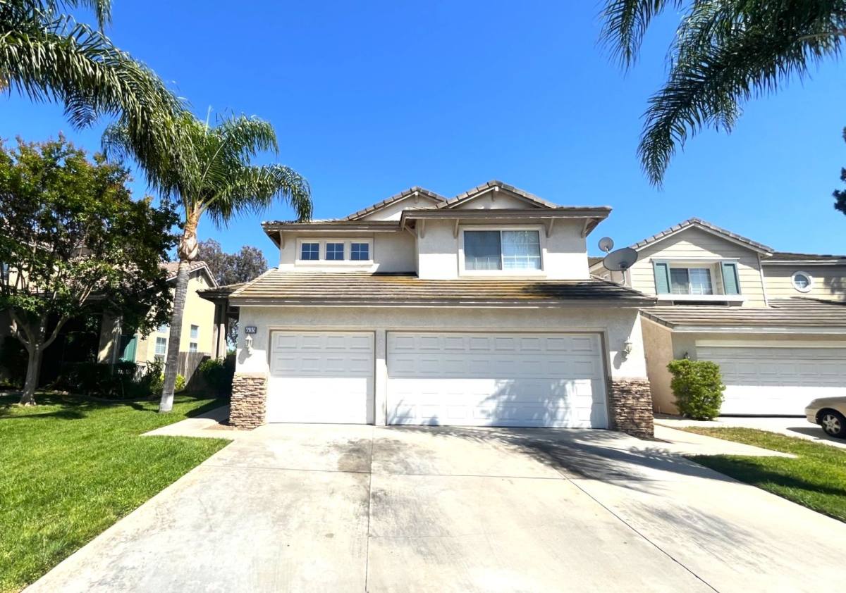 House for rent at 635 Shenandoah Rd, Corona, CA 92879