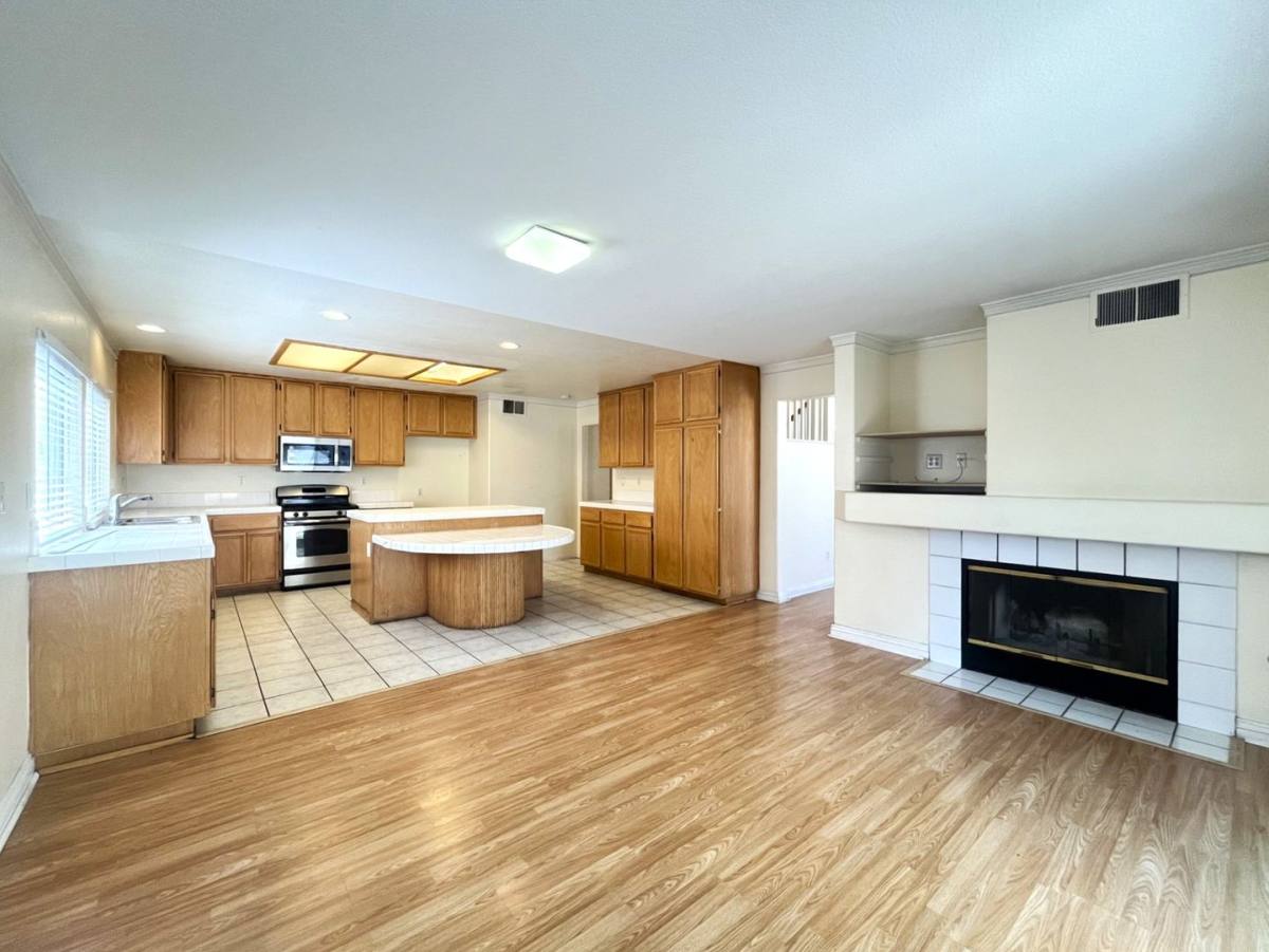 House for rent at 635 Shenandoah Rd, Corona, CA 92879