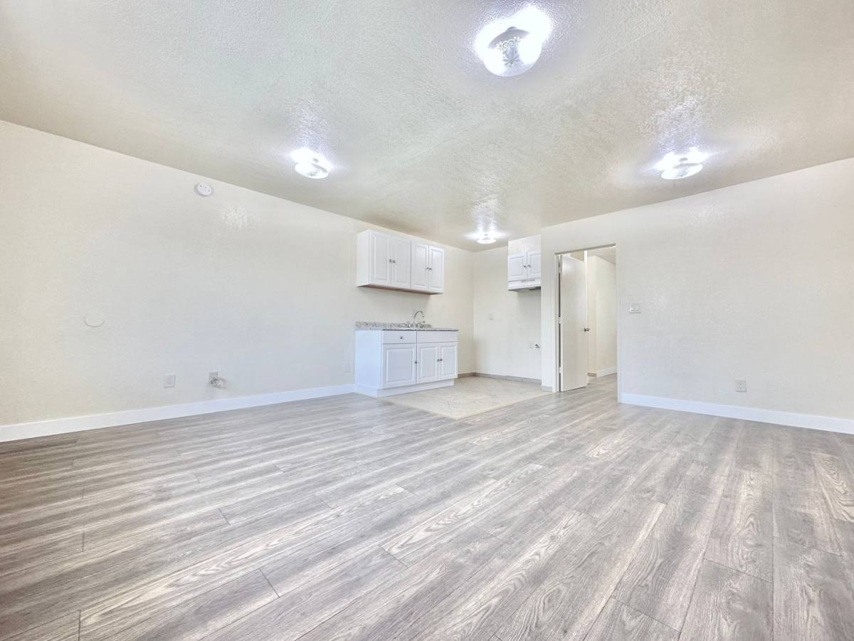 Apartment for rent at 310 E Foothill Blvd, Pomona, CA 91767