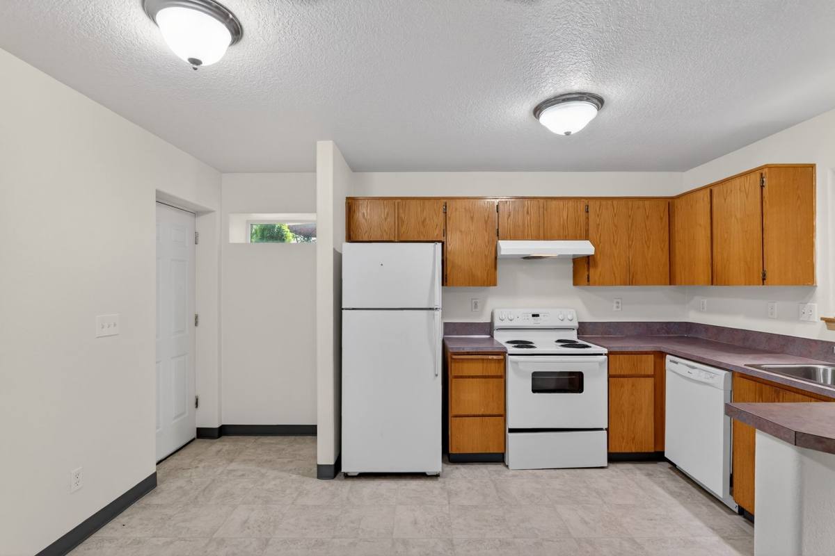 Apartment for rent at 4837 NE 102nd Ave, Portland, OR 97220