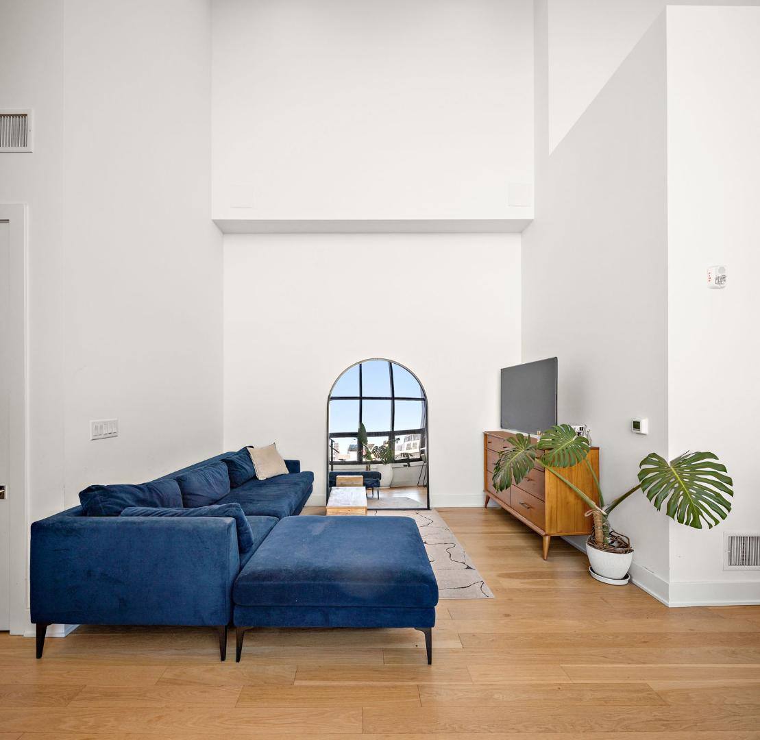 Apartment for rent at 6025 Blvd E, West New York, NJ 07093