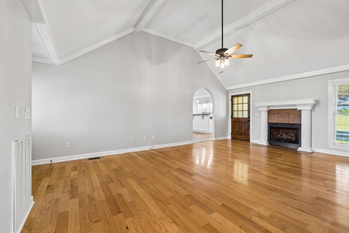 House for rent at 100 Heath Rd, Charlotte, TN 37036