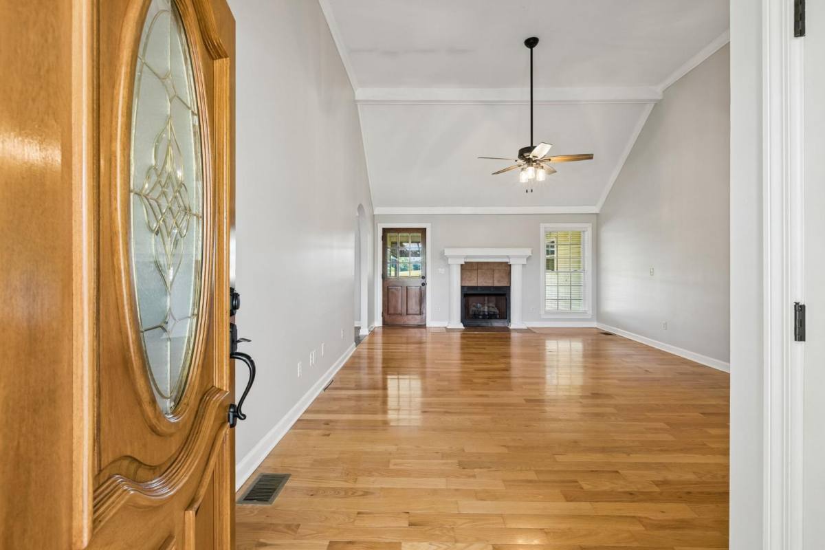 House for rent at 100 Heath Rd, Charlotte, TN 37036