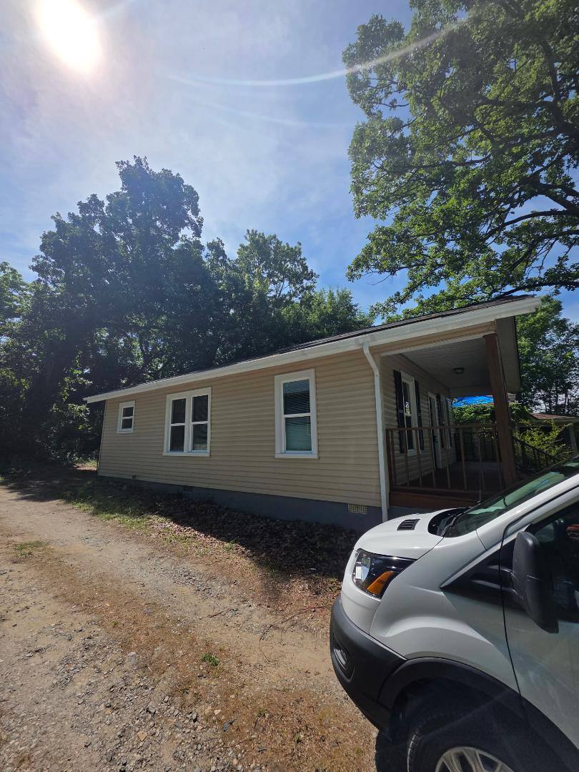House for rent at 411 Walnut St, High Point, NC 27260