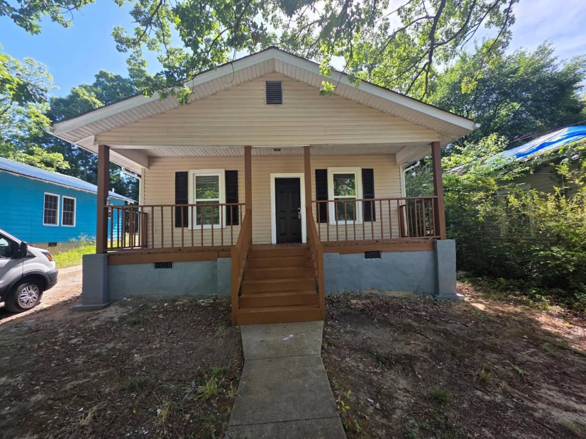 House for rent at 411 Walnut St, High Point, NC 27260