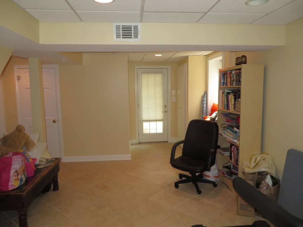 House for rent at 25 N Garfield St, Arlington, VA 22201