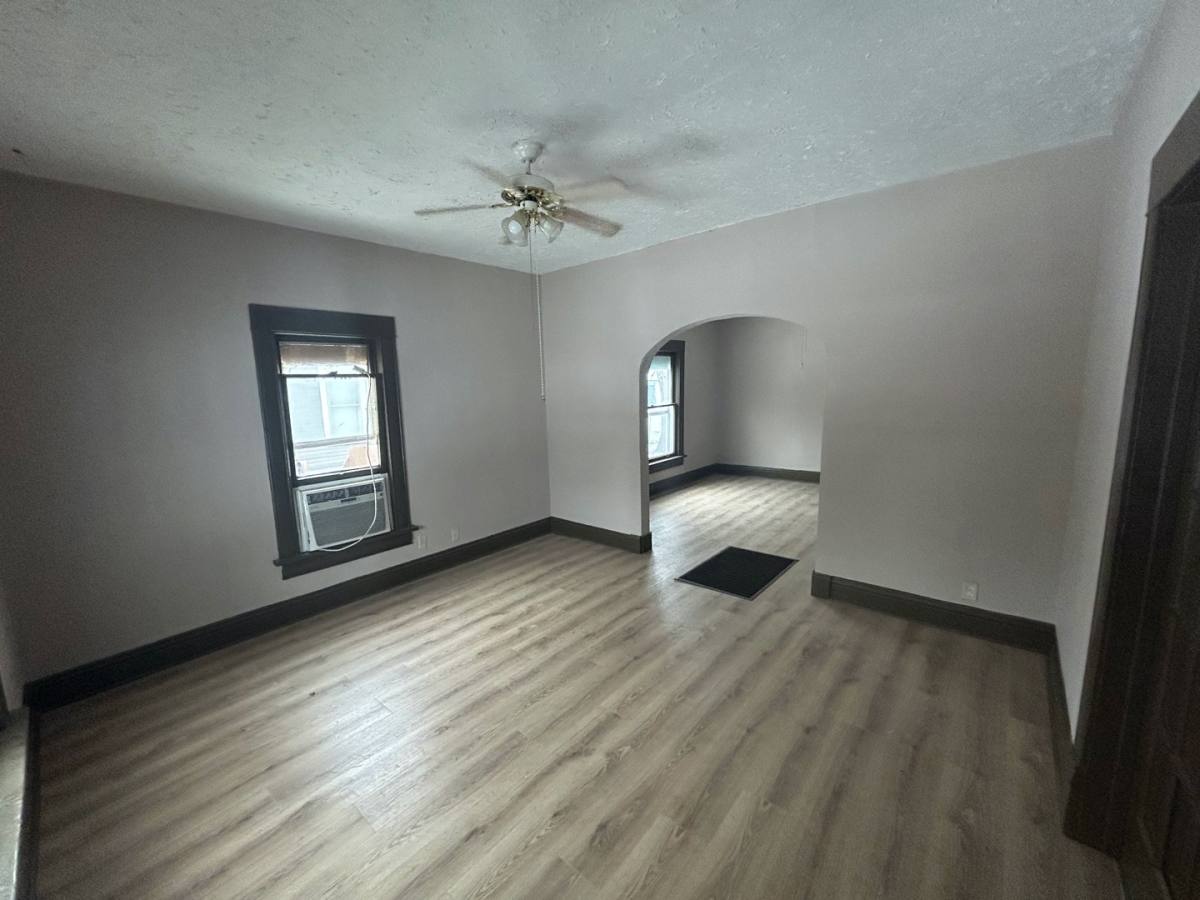 House for rent at 711 E 6th Ave, Hutchinson, KS 67501