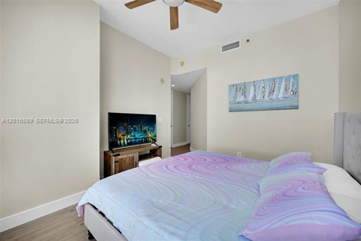 Apartment for rent at 100 S Pointe Dr, Miami Beach, FL 33139