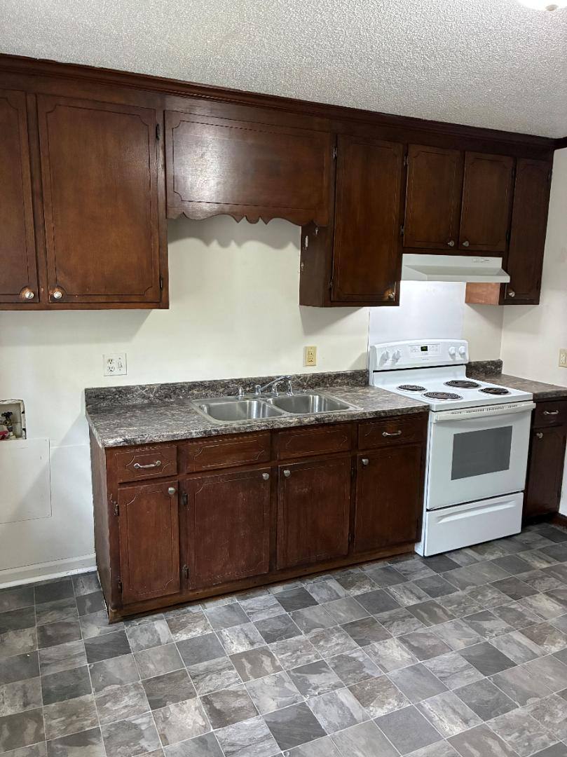 Apartment for rent at 904 Woodrow St #B, Wilson, NC 27893