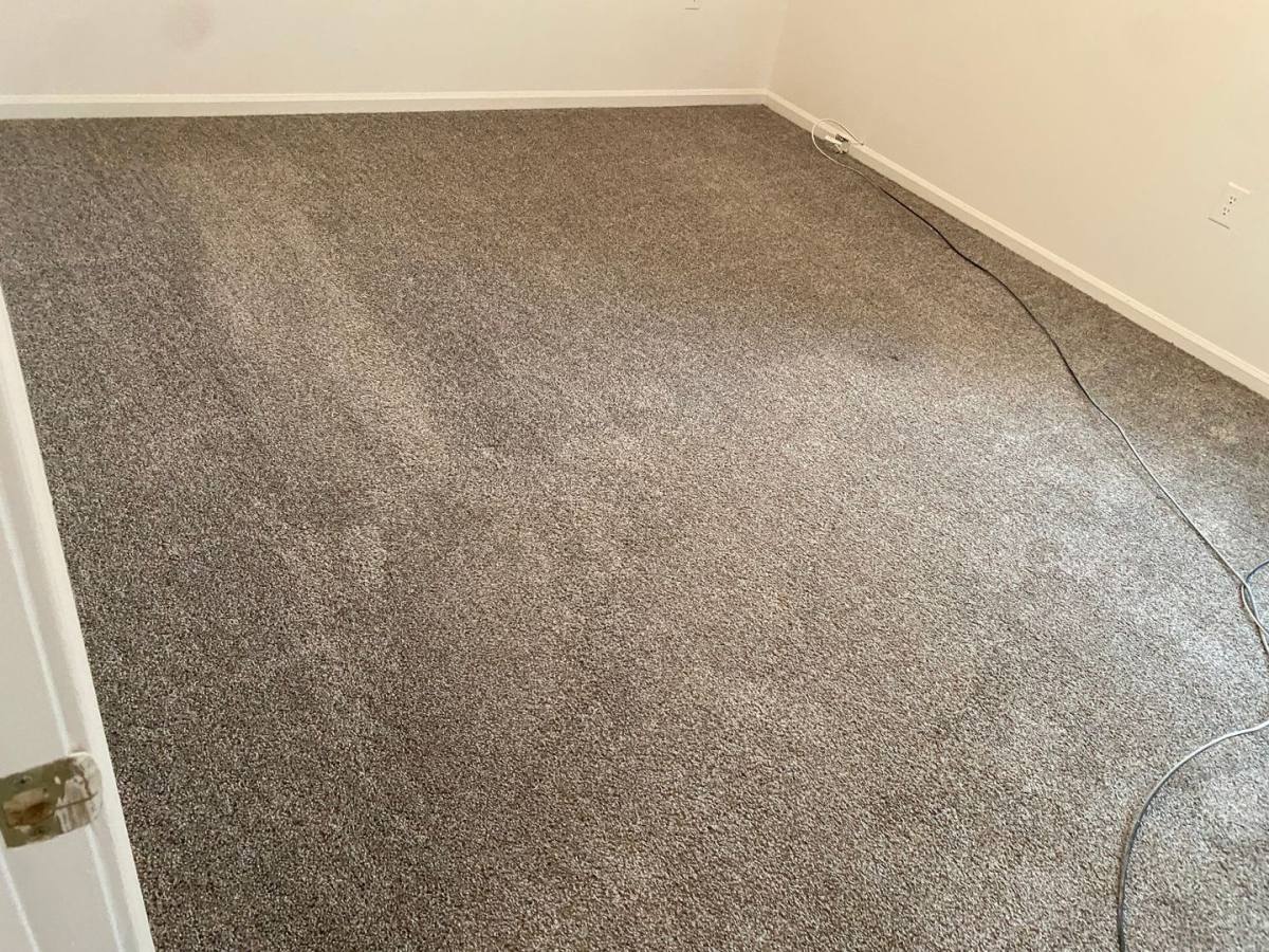 Apartment for rent at 47 Robinson St, Newnan, GA 30263