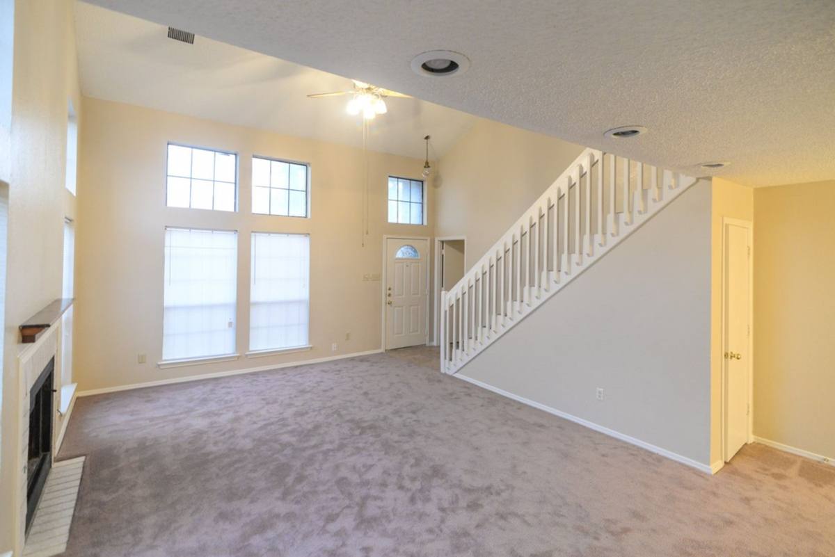 House for rent at 11815 Sunrise Dr, Balch Springs, TX 75180